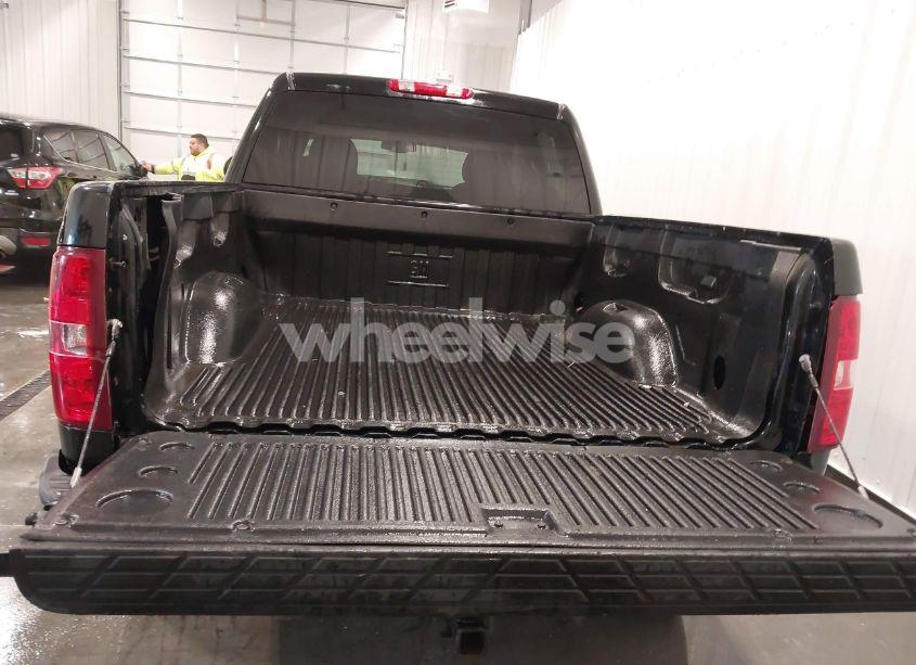 Photo 18 of 2007 Chevrolet Silverado 1500 LT1 (VIN 3GCEC13J87G534585)