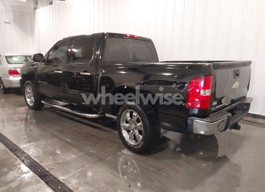 Photo 3 of 2007 Chevrolet Silverado 1500 LT1 (VIN 3GCEC13J87G534585)