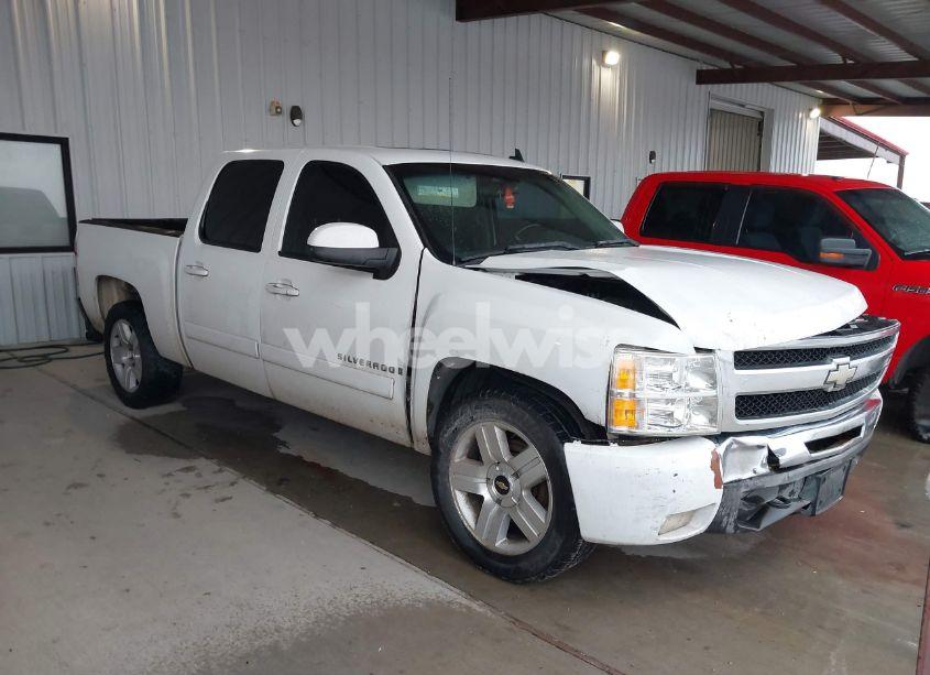 2008 Chevrolet Silverado 1500 LTZ (VIN 3GCEC13J88G301744) main photo