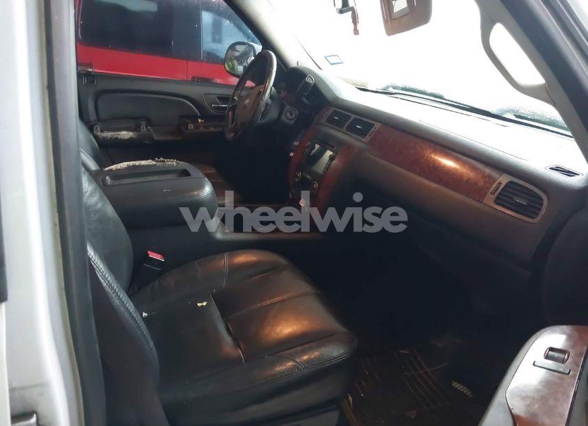 Photo 5 of 2008 Chevrolet Silverado 1500 LTZ (VIN 3GCEC13J88G301744)