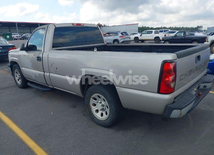 Photo 3 of 2007 Chevrolet Silverado 1500 CLASSIC WORK TRUCK (VIN 3GCEC14X07G225700)
