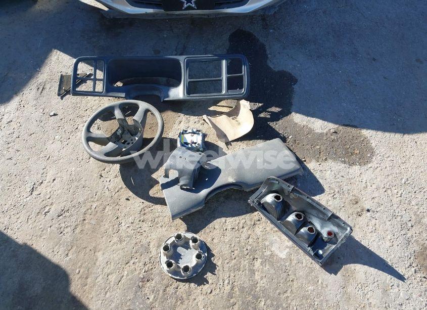 Photo 12 of 2007 Chevrolet Silverado 1500 CLASSIC WORK TRUCK (VIN 3GCEC14X07G225812)