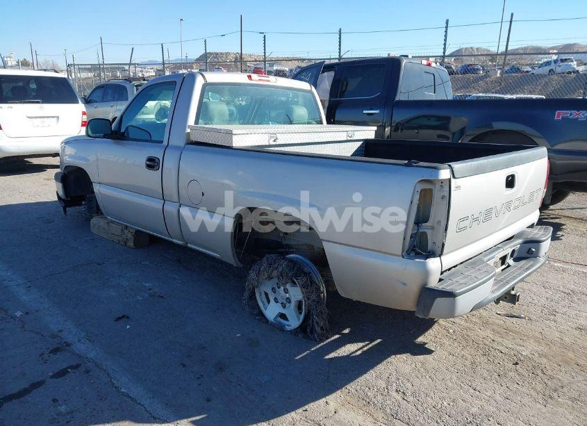 Photo 3 of 2007 Chevrolet Silverado 1500 CLASSIC WORK TRUCK (VIN 3GCEC14X07G225812)