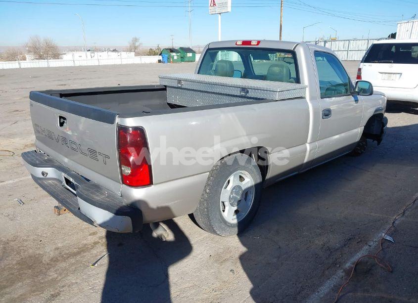 Photo 4 of 2007 Chevrolet Silverado 1500 CLASSIC WORK TRUCK (VIN 3GCEC14X07G225812)