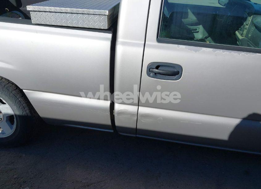 Photo 6 of 2007 Chevrolet Silverado 1500 CLASSIC WORK TRUCK (VIN 3GCEC14X07G225812)