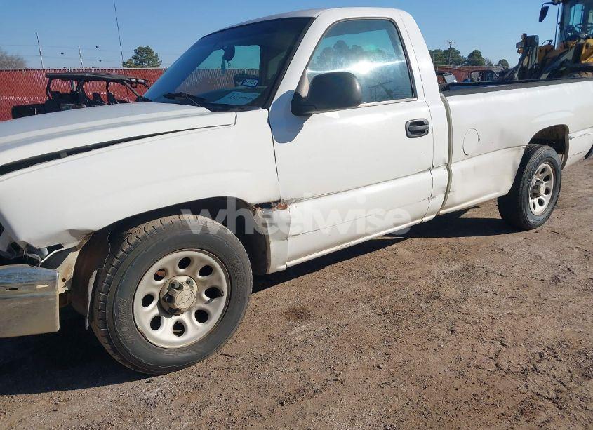 Photo 12 of 2007 Chevrolet Silverado 1500 CLASSIC WORK TRUCK (VIN 3GCEC14X27G241171)