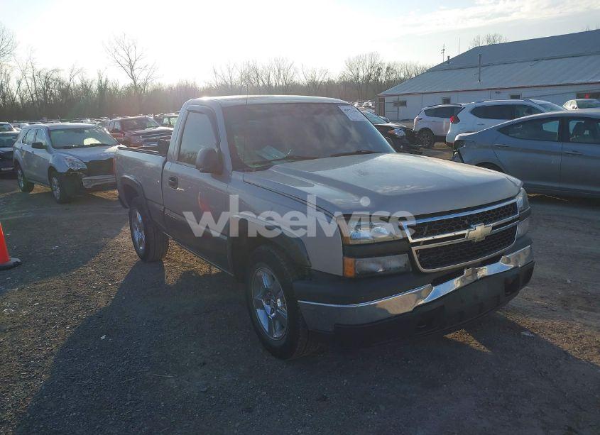 2007 Chevrolet Silverado 1500 CLASSIC WORK TRUCK (VIN 3GCEC14X37G207661) main photo