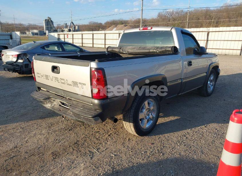 Photo 4 of 2007 Chevrolet Silverado 1500 CLASSIC WORK TRUCK (VIN 3GCEC14X37G207661)