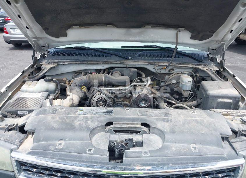 Photo 10 of 2007 Chevrolet Silverado 1500 CLASSIC WORK TRUCK (VIN 3GCEC14X57G186411)