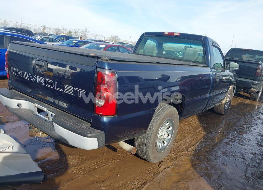 Photo 4 of 2007 Chevrolet Silverado 1500 CLASSIC WORK TRUCK (VIN 3GCEC14X57G249667)