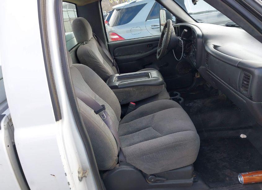 Photo 5 of 2007 Chevrolet Silverado 1500 CLASSIC WORK TRUCK (VIN 3GCEC14X77G239349)