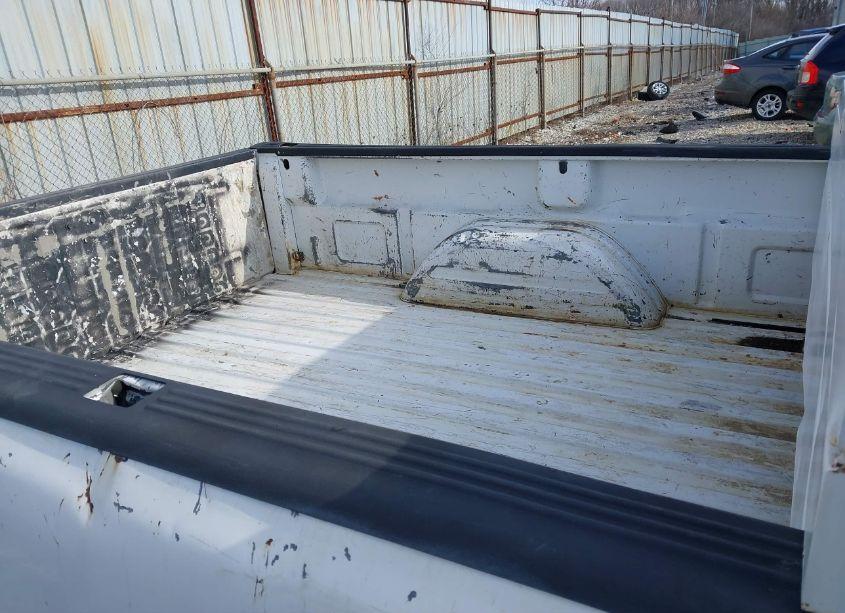 Photo 8 of 2007 Chevrolet Silverado 1500 CLASSIC WORK TRUCK (VIN 3GCEC14X77G239349)