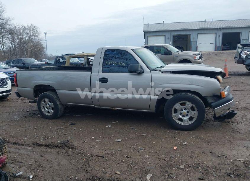 Photo 14 of 2007 Chevrolet Silverado 1500 CLASSIC WORK TRUCK (VIN 3GCEC14X77G256670)