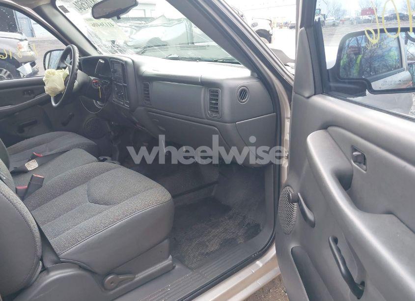 Photo 5 of 2007 Chevrolet Silverado 1500 CLASSIC WORK TRUCK (VIN 3GCEC14X77G256670)