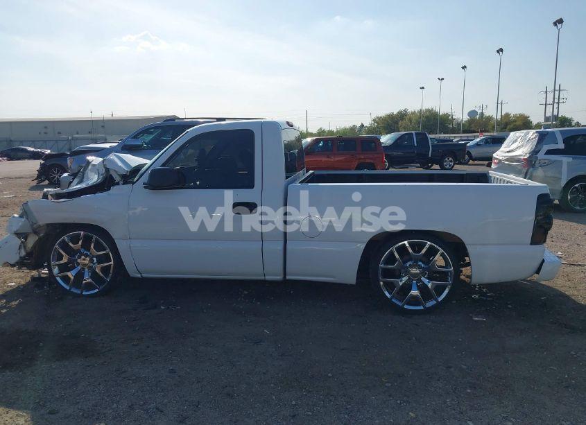 Photo 15 of 2007 Chevrolet Silverado 1500 CLASSIC WORK TRUCK (VIN 3GCEC14X87G232717)