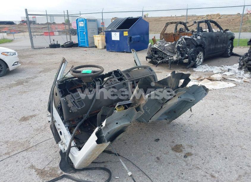 Photo 3 of 2006 Chevrolet Silverado 1500 LS (VIN 3GCEC14XX6G233625)