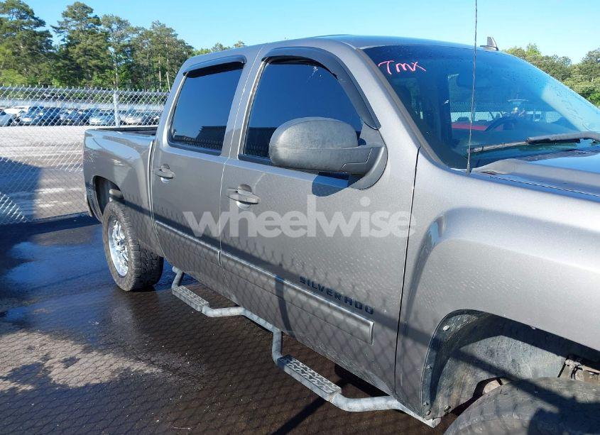 Photo 13 of 2009 Chevrolet Silverado 1500 LT (VIN 3GCEC23039G188185)