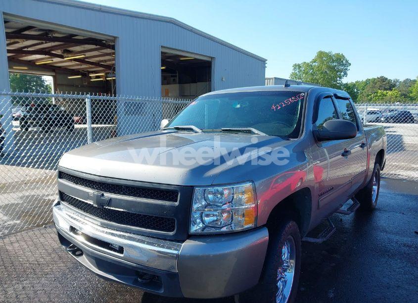 Photo 2 of 2009 Chevrolet Silverado 1500 LT (VIN 3GCEC23039G188185)