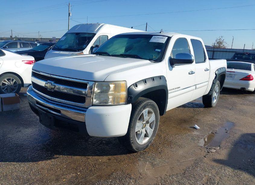 Photo 2 of 2009 Chevrolet Silverado 1500 LT (VIN 3GCEC23089G275435)