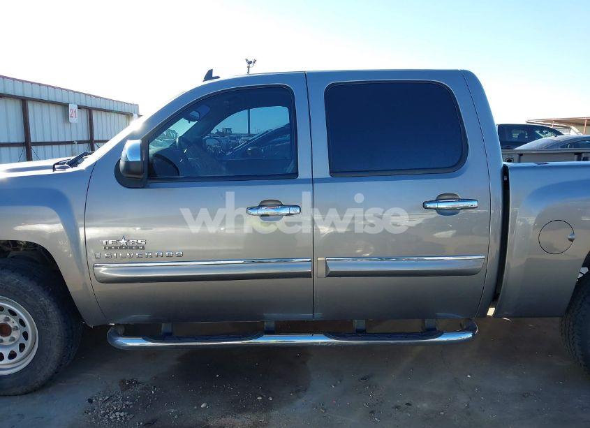 Photo 15 of 2009 Chevrolet Silverado 1500 LT (VIN 3GCEC230X9G134835)