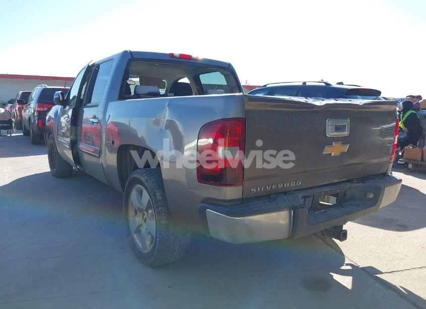 Photo 3 of 2009 Chevrolet Silverado 1500 LT (VIN 3GCEC23J19G171944)