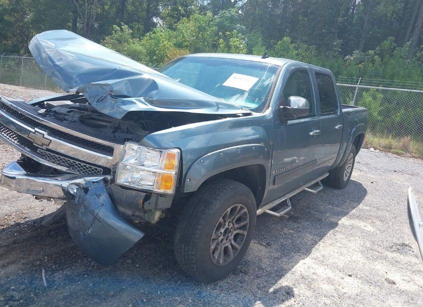 Photo 2 of 2009 Chevrolet Silverado 1500 LT (VIN 3GCEC23J99G276506)