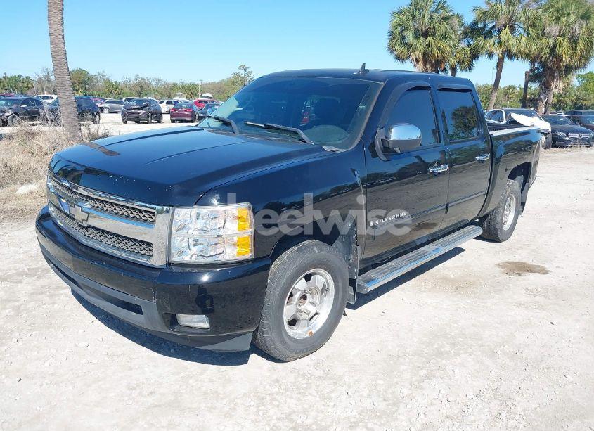 Photo 2 of 2009 Chevrolet Silverado 1500 LTZ (VIN 3GCEC33039G219747)