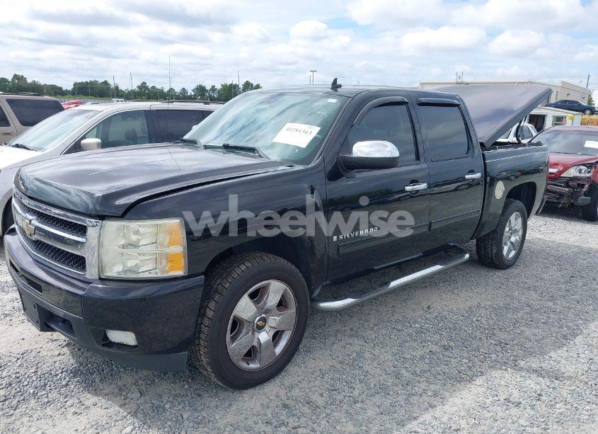 Photo 2 of 2009 Chevrolet Silverado 1500 LTZ (VIN 3GCEC33089G110166)