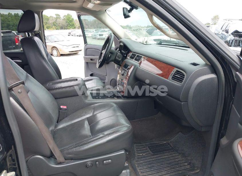 Photo 5 of 2009 Chevrolet Silverado 1500 LTZ (VIN 3GCEC33089G110166)