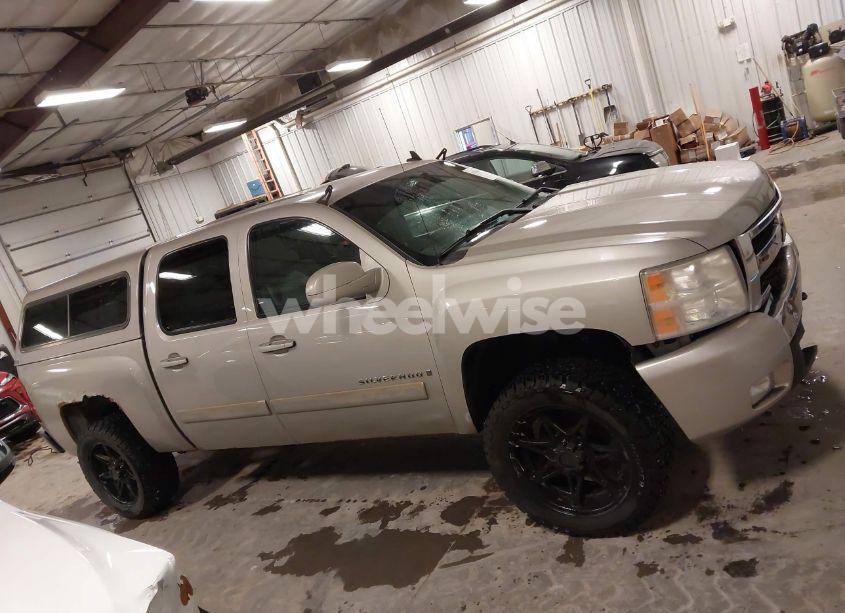 Photo 13 of 2007 Chevrolet Silverado 1500 LT2 (VIN 3GCEK13307G545178)