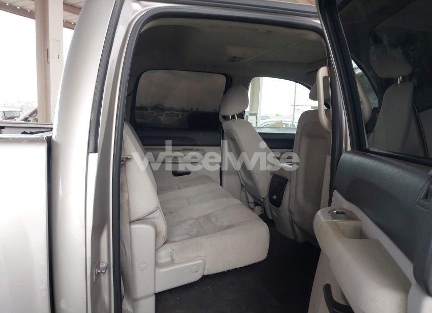 Photo 8 of 2007 Chevrolet Silverado 1500 LT2 (VIN 3GCEK13367G545265)