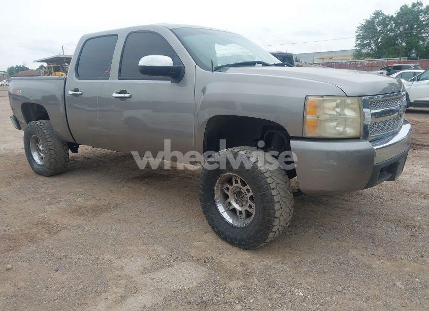 2008 Chevrolet Silverado 1500 LT1 (VIN 3GCEK13378G104309) main photo