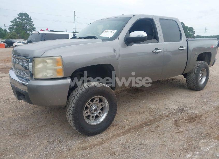 Photo 2 of 2008 Chevrolet Silverado 1500 LT1 (VIN 3GCEK13378G104309)