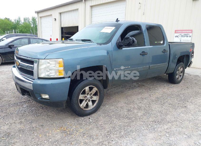 Photo 2 of 2008 Chevrolet Silverado 1500 LT1 (VIN 3GCEK13398G289804)