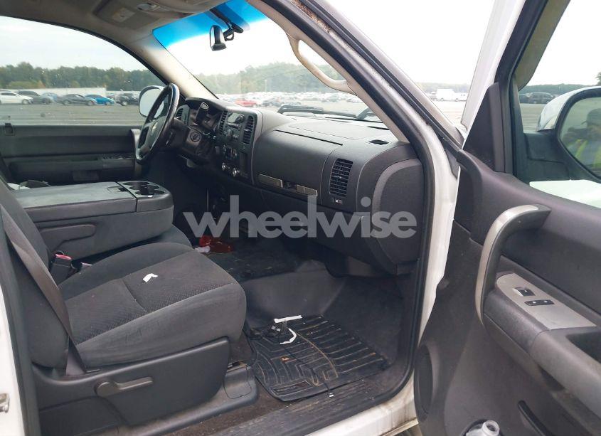 Photo 5 of 2007 Chevrolet Silverado 1500 LT1 (VIN 3GCEK133X7G555216)