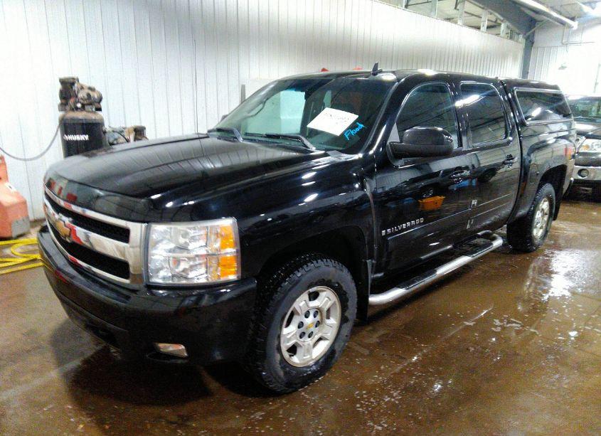 Photo 2 of 2008 Chevrolet Silverado 1500 LTZ (VIN 3GCEK133X8G173401)