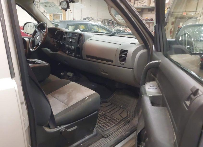 Photo 5 of 2009 Chevrolet Silverado 1500 LS (VIN 3GCEK13C29G229526)