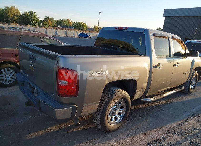 Photo 4 of 2007 Chevrolet Silverado 1500 LT1 (VIN 3GCEK13C37G512465)