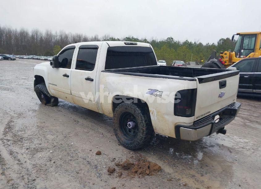 Photo 3 of 2008 Chevrolet Silverado 1500 LT1 (VIN 3GCEK13C98G146836)