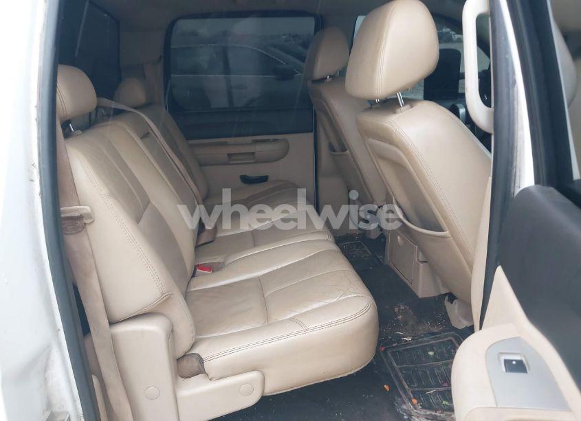 Photo 8 of 2008 Chevrolet Silverado 1500 LT1 (VIN 3GCEK13C98G146836)