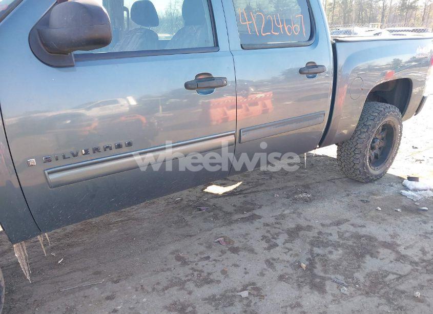 Photo 6 of 2009 Chevrolet Silverado 1500 LS (VIN 3GCEK13CX9G124152)