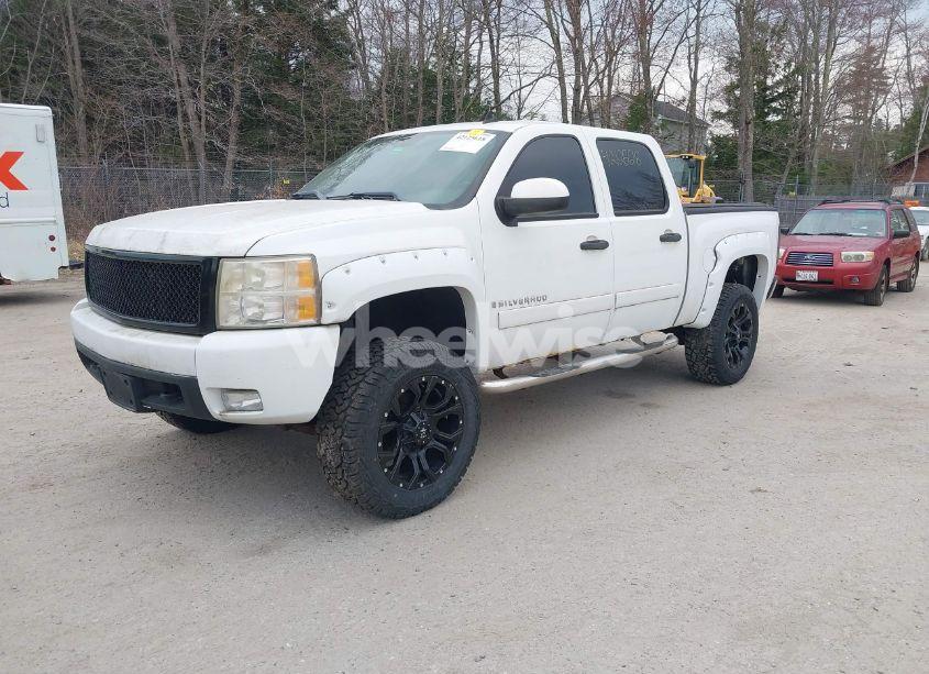 Photo 2 of 2008 Chevrolet Silverado 1500 LT1 (VIN 3GCEK13J38G245151)