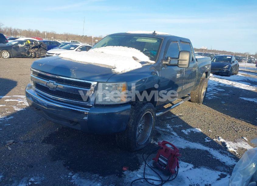 Photo 2 of 2008 Chevrolet Silverado 1500 LT1 (VIN 3GCEK13J78G249333)