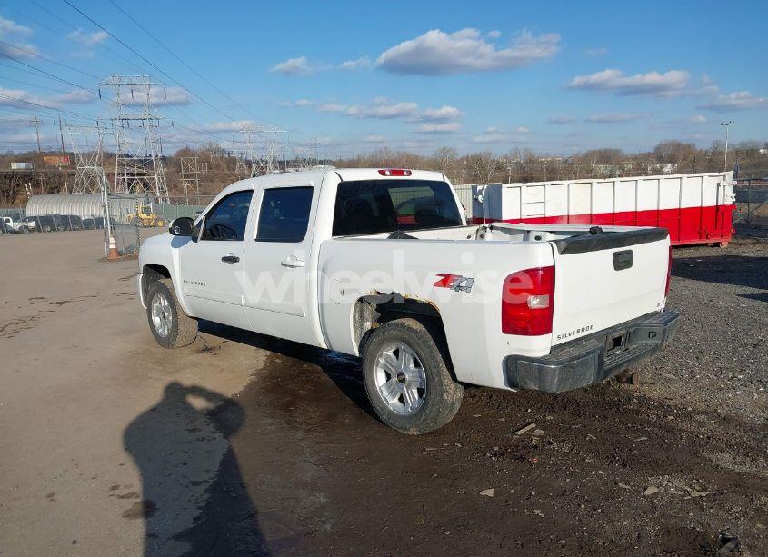 Photo 3 of 2008 Chevrolet Silverado 1500 LT1 (VIN 3GCEK13J88G283202)