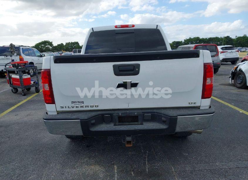 Photo 16 of 2007 Chevrolet Silverado 1500 LTZ (VIN 3GCEK13M17G514157)