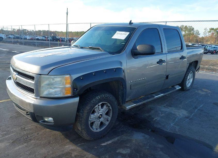 Photo 2 of 2008 Chevrolet Silverado 1500 LT2 (VIN 3GCEK13M48G196035)