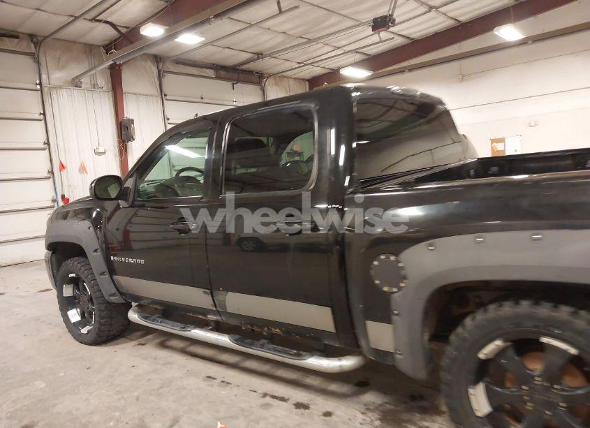 Photo 14 of 2007 Chevrolet Silverado 1500 LTZ (VIN 3GCEK13M57G510256)