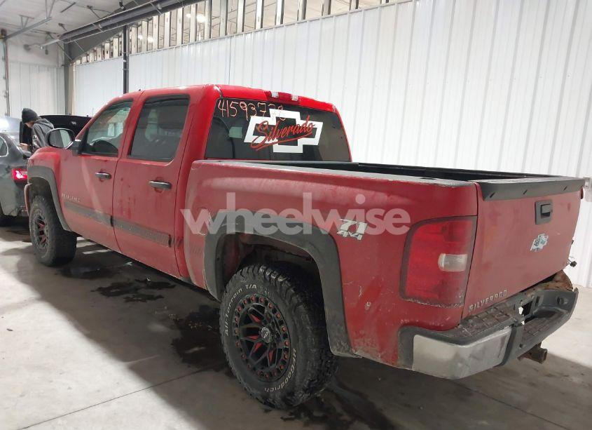 Photo 3 of 2007 Chevrolet Silverado 1500 LT2 (VIN 3GCEK13M77G504944)