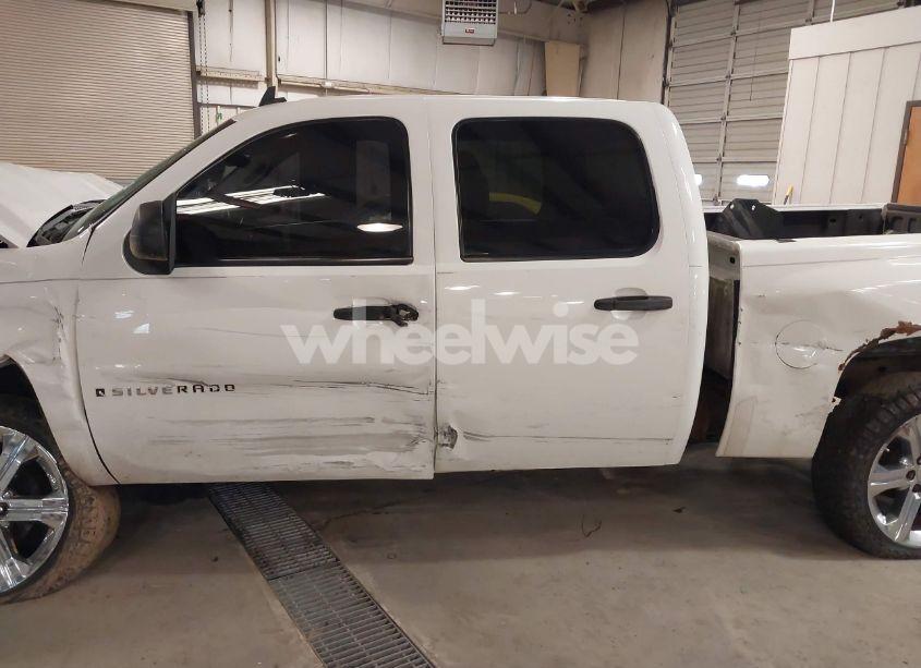 Photo 14 of 2007 Chevrolet Silverado 1500 LT1 (VIN 3GCEK13M87G511191)