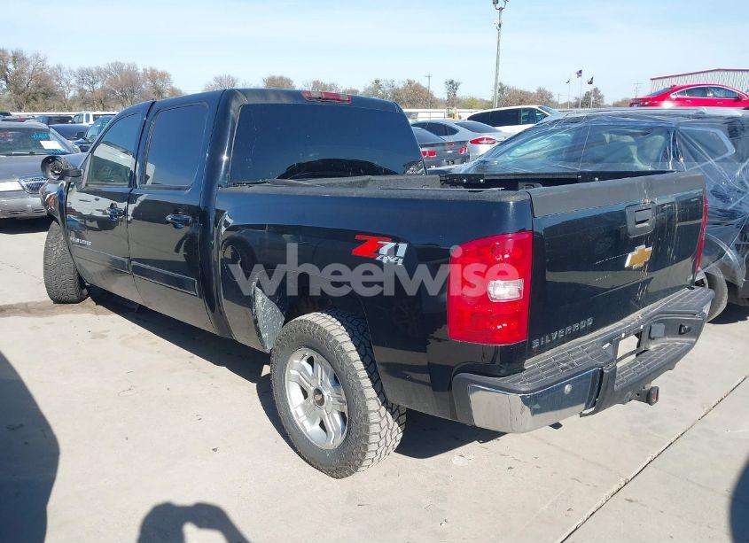 Photo 3 of 2007 Chevrolet Silverado 1500 LTZ (VIN 3GCEK13MX7G515582)